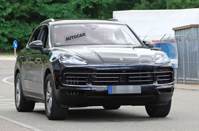 Hé lộ những hình ảnh đầu tiên của 2018 Porsche Cayenne ảnh 3