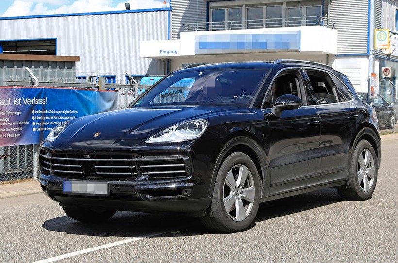Hé lộ những hình ảnh đầu tiên của 2018 Porsche Cayenne ảnh 5