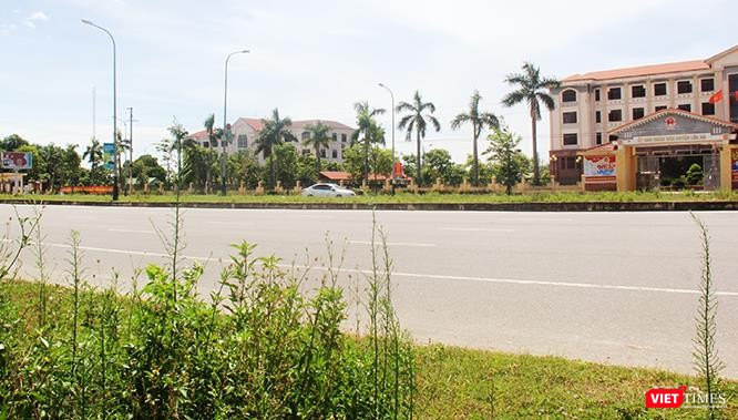 Không biết họ vội gì mà vội thế nữa?