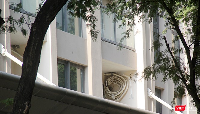 Nhưng đến nay nhiều hạng mục còn thị công dở dang ở các căn hộ.