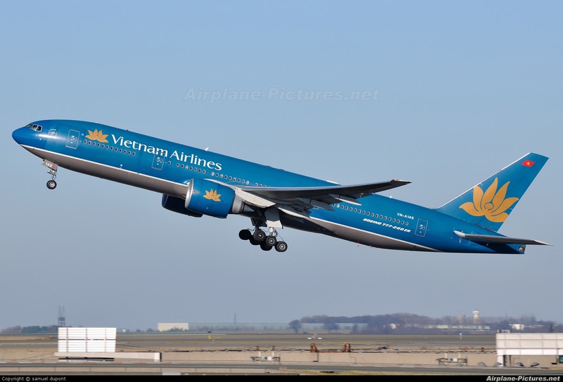 Điều tra vụ máy bay Vietnam Airlines nổ lốp khi chuẩn bị cất cánh ảnh 3 Vietnam Airlines "họa vô đơn chí"