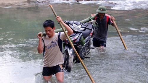 Trụ sở khang trang của huyện nghèo đòi xây trung tâm hành chinh 100 tỉ ảnh 14