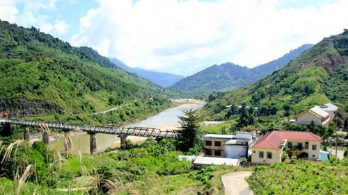 Trụ sở khang trang của huyện nghèo đòi xây trung tâm hành chinh 100 tỉ ảnh 3