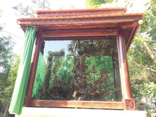 Choáng trước đồ quý trong biệt phủ 100 tỉ của đại gia vàng ở đèo Hải Vân ảnh 10 Choáng trước đồ quý trong biệt phủ 100 tỉ của đại gia vàng ở đèo Hải Vân ảnh 10