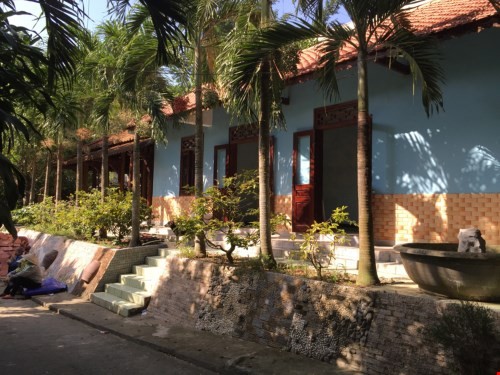 Choáng trước đồ quý trong biệt phủ 100 tỉ của đại gia vàng ở đèo Hải Vân ảnh 15 Choáng trước đồ quý trong biệt phủ 100 tỉ của đại gia vàng ở đèo Hải Vân ảnh 15