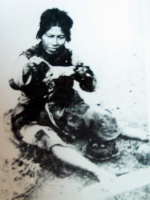 Đói quá phải ăn cả thịt chuột - Ảnh: Võ An Ninh