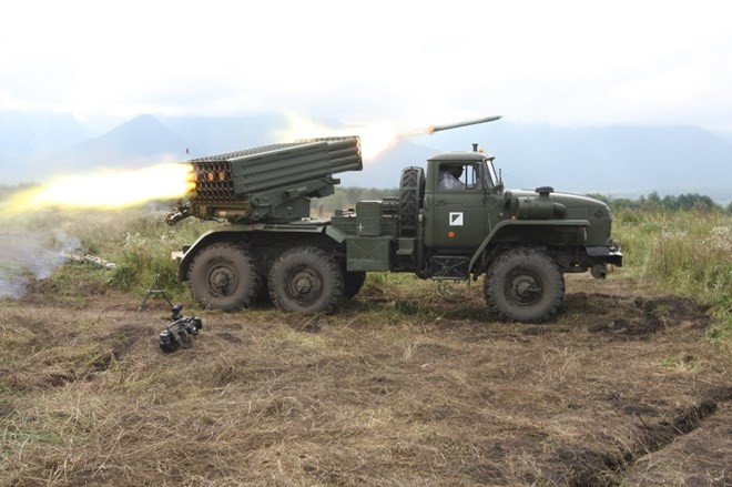 Uy lực khủng khiếp của pháo phản lực bắn loạt “Tornado - G“ ảnh 2