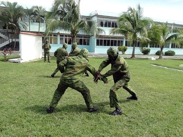 Đặc công Tây Bán cầu - Lực lượng đặc nhiệm Ó đen Cuba ảnh 10