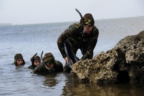 Đặc công Tây Bán cầu - Lực lượng đặc nhiệm Ó đen Cuba ảnh 12