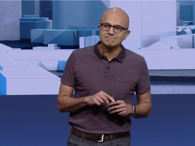 Hãy lắng nghe lời khuyên của CEO Microsoft và đặt điện thoại xuống đi