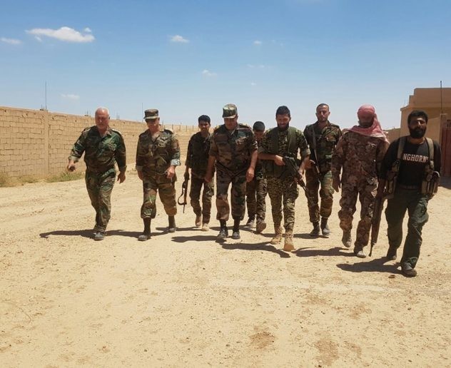 Binh sĩ quân đội Syria trên chiến trường Deir Ezzor