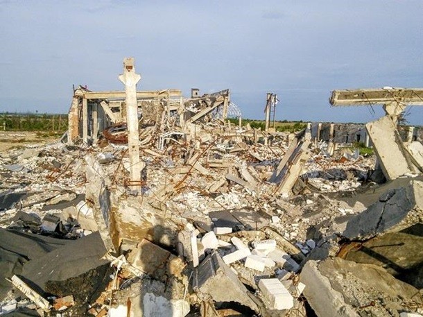 Cuộc chiến đẫm máu giành giật sân bay Lugansk, Ukraine ảnh 6 Cuộc chiến đẫm máu giành giật sân bay Lugansk, Ukraine ảnh 6