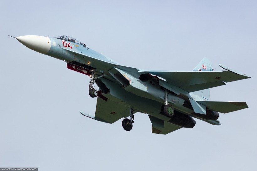 Nga tung Su-27SM3 mang tên lửa tầm bắn 110 km tới Syria ảnh 5