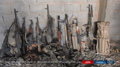 IS nã pháo phản lực giáng trả người Kurd càn quét Euphrates ảnh 3