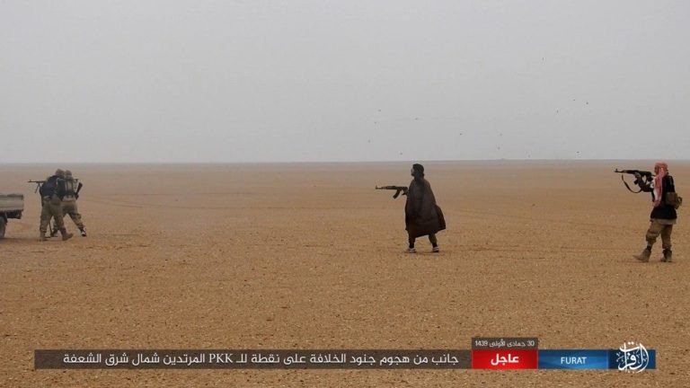 Mỹ lại không kích nhầm đồng minh, IS đánh người Kurd Syria điên đảo ảnh 18 Mỹ lại không kích nhầm đồng minh, IS đánh người Kurd Syria điên đảo ảnh 18