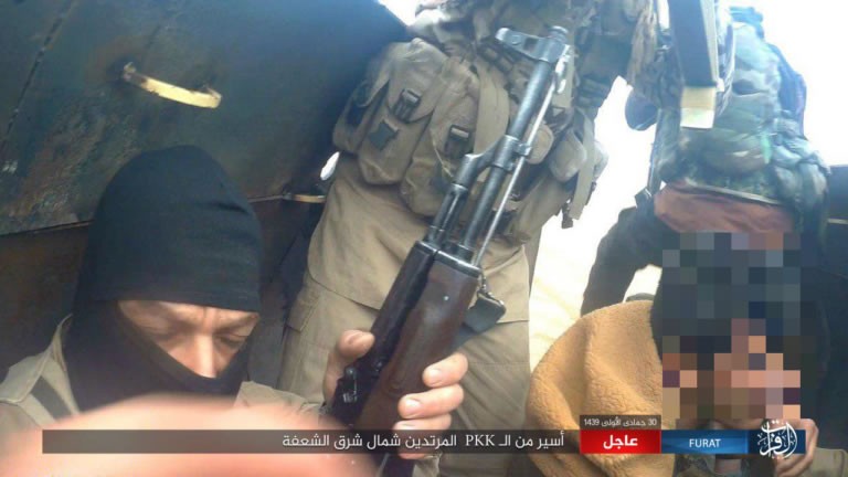 Mỹ lại không kích nhầm đồng minh, IS đánh người Kurd Syria điên đảo ảnh 23 Mỹ lại không kích nhầm đồng minh, IS đánh người Kurd Syria điên đảo ảnh 23