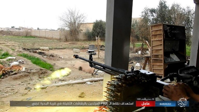 Mỹ lại không kích nhầm đồng minh, IS đánh người Kurd Syria điên đảo ảnh 4 Mỹ lại không kích nhầm đồng minh, IS đánh người Kurd Syria điên đảo ảnh 4