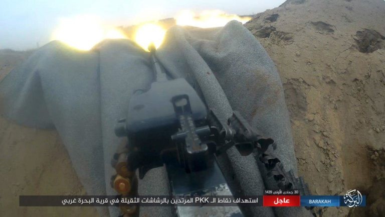 Mỹ lại không kích nhầm đồng minh, IS đánh người Kurd Syria điên đảo ảnh 5 Mỹ lại không kích nhầm đồng minh, IS đánh người Kurd Syria điên đảo ảnh 5