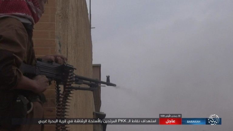 Mỹ lại không kích nhầm đồng minh, IS đánh người Kurd Syria điên đảo ảnh 10 Mỹ lại không kích nhầm đồng minh, IS đánh người Kurd Syria điên đảo ảnh 10
