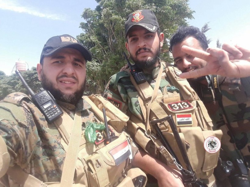 Nga yểm trợ, quân Assad đánh rát IS tại tử địa nam Damasscus ảnh 4 Nga yểm trợ, quân Assad đánh rát IS tại tử địa nam Damasscus ảnh 4