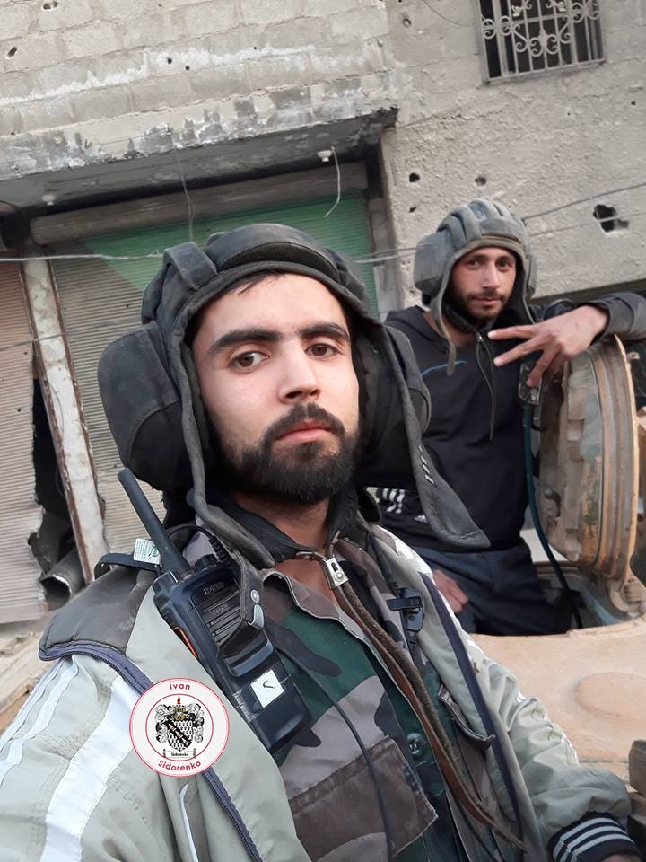 Nga yểm trợ, quân Assad đánh rát IS tại tử địa nam Damasscus ảnh 14 Nga yểm trợ, quân Assad đánh rát IS tại tử địa nam Damasscus ảnh 14