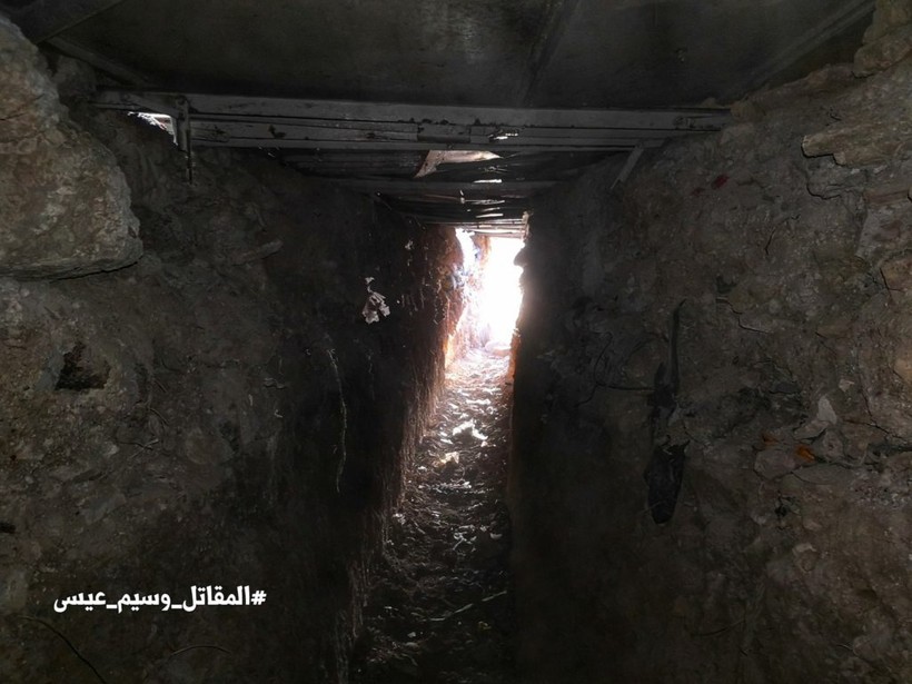 Quân đội Syria giáng đòn chí mạng IS, di tản phe thánh chiến đầu hàng khỏi tỉnh Damascus ảnh 6 Quân đội Syria giáng đòn chí mạng IS, di tản phe thánh chiến đầu hàng khỏi tỉnh Damascus ảnh 6