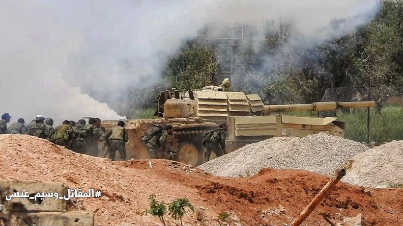 Quân đội Syria tấn công dữ dội trả thù IS sau vụ hành quyết dã man ảnh 10 Quân đội Syria tấn công dữ dội trả thù IS sau vụ hành quyết dã man ảnh 10