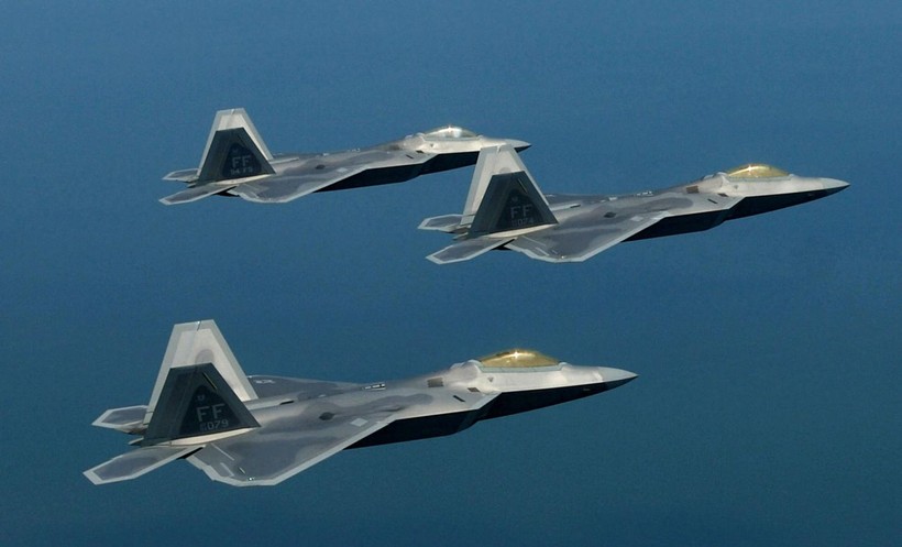 Phi đội máy bay chiến đấu tàng hình thế hệ 5 F22 Raptor. Ảnh minh họa The National Interest