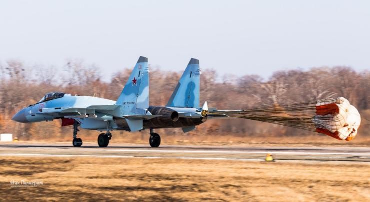 Máy bay chiến đấu Su-35 Nga. Ảnh: Sina Trung Quốc.