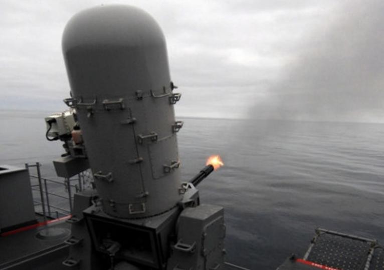 Hệ thống vũ khí phòng thủ tầm gần Phalanx. Ảnh: Sina