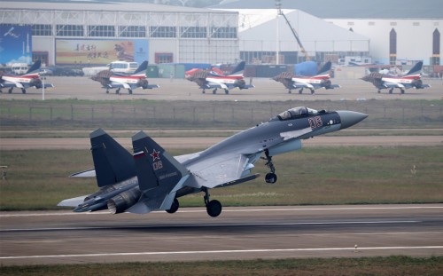 Máy bay chiến đấu Su-35 Nga tại Triển lãm hàng không Chu Hải Trung Quốc năm 2014 (ảnh tư liệu)