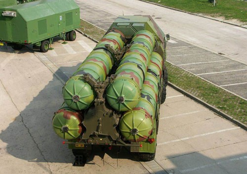 Trung Quốc có kinh nghiệm phong phú trong việc sử dụng hệ thống phòng không (S-300) của Nga (ảnh tư liệu).