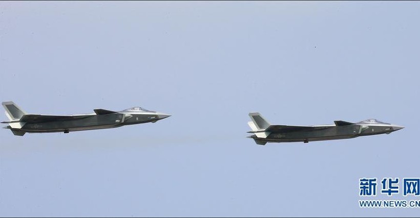 Máy bay chiến đấu J-20 tại Triển lãm hàng không Chu Hải, Trung Quốc ngày 1/11/2016. Ảnh: Tân Hoa xã