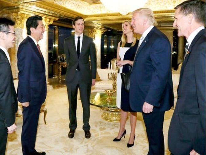 Ngày 17/11/2016, Thủ tướng Shinzo Abe đến New York Mỹ gặp ông Donald Trump thuyết phục Mỹ không nên từ bỏ TPP, nhưng không có hiệu quả? Ảnh: Iprestv