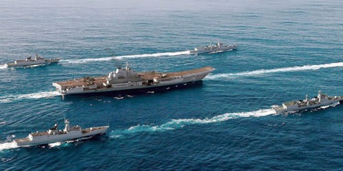 Biên đội tàu sân bay Liêu Ninh đến vùng biển Tây Thái Bình Dương tiến hành huấn luyện biển xa. Ảnh: mod.gov.cn