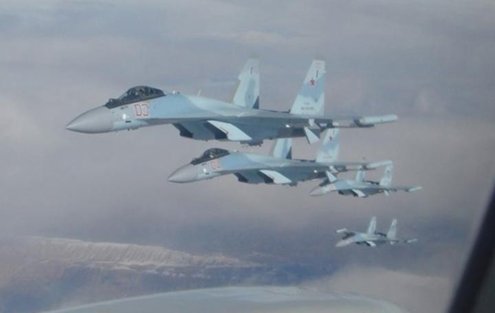 Biên đội 4 máy bay chiến đấu Su-35S Nga. Ảnh: Sina.