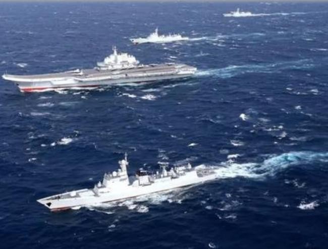 Biên đội tàu sân bay Liêu Ninh, hải quân Trung Quốc. Ảnh: Sina.