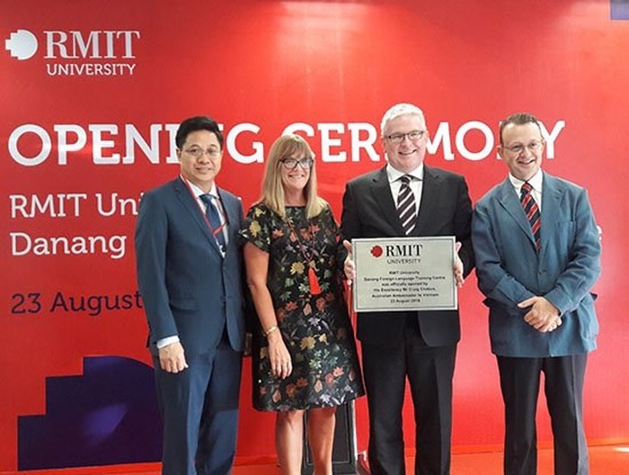 Lễ ra mắt Trung tâm ngoại ngữ tại Đà Nẵng của Đại học RMIT.