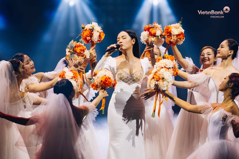 Phương Linh và những giai điệu da diết 3 (1).jpg