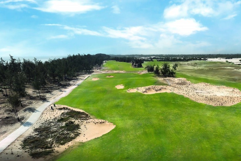 Hố 15 sân golf Golden Sands Golf Resort 1. Hole 15 Golden Sands Golf Resort.jpg