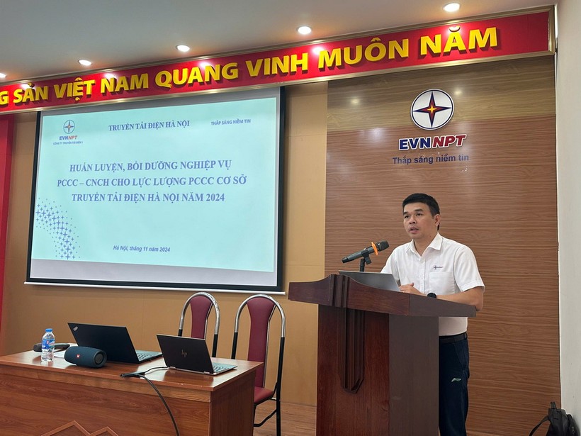 Ông Vũ Sơn Hà – Phó giám đốc TTĐ Hà Nội, phát biểu chỉ đạo lớp Huấn luyện