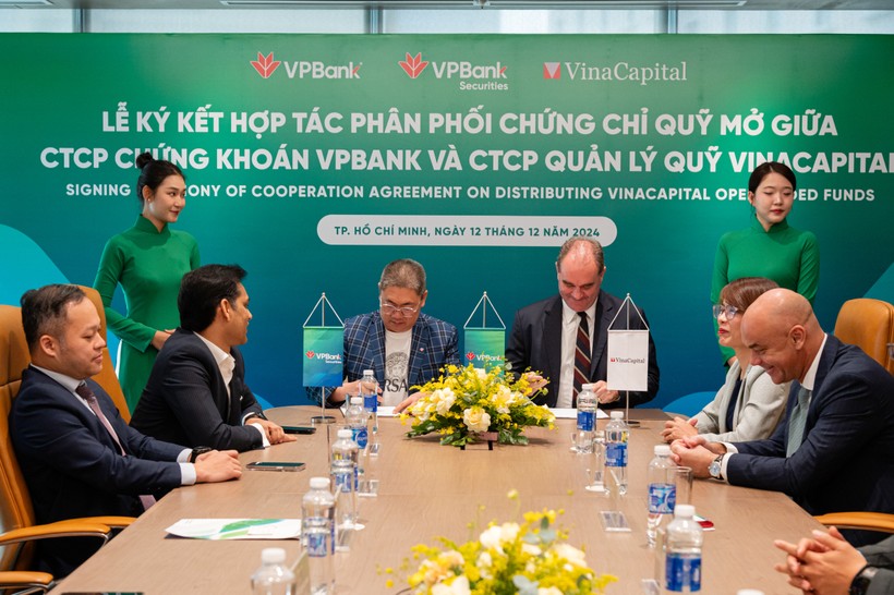 MOU VPBankS VinaCapital ảnh 2.jpg