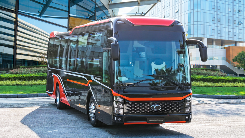 THACO Mobihome 120 có diện mạo mới hiện đại và sang trọng Hình 1. THACO Mobihome 120 có diện mạo mới mẻ và sang trọng.png