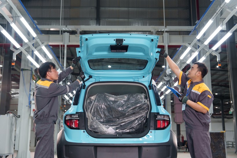 Nhà máy dự kiến sẽ tạo ra khoảng 6.000 việc làm trực tiếp ngay trong giai đoạn đầu và có thể mở rộng quy mô lao động lên tới 15.000 người trong tương lai, góp phần giải quyết công ăn việc làm, thúc đẩy an sinh xã hội tại địa phương ảnh 8.jpg