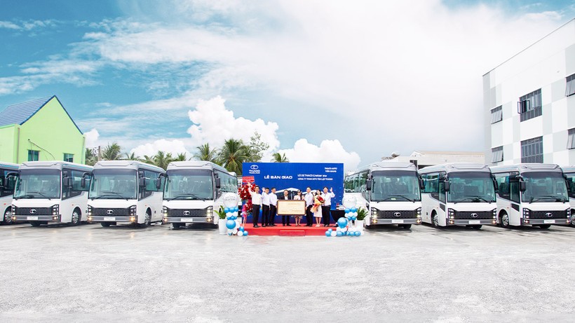 Hình 3-Lễ bàn giao lô xe THACO Cruizer .jpg