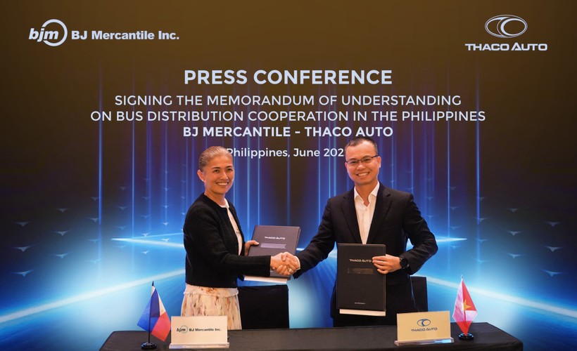 Hình 5-THACO AUTO và BJM ký kết biên bản ghi nhớ hợp tác.jpg