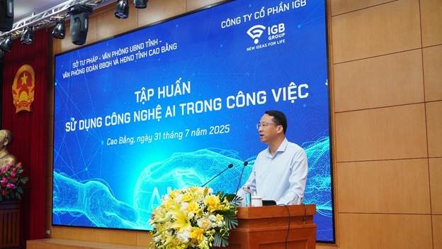 Đồng chí Đoàn Trọng Hùng – Giám đốc Sở Tư pháp tỉnh Cao Bằng phát biểu khai mạc chương trình