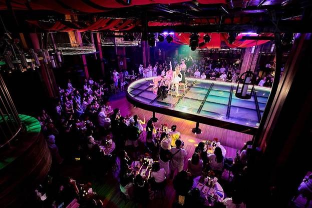 Show After Glow là một trong những điểm nhấn đặc sắc nhất tại Bà Nà trong mùa hè này