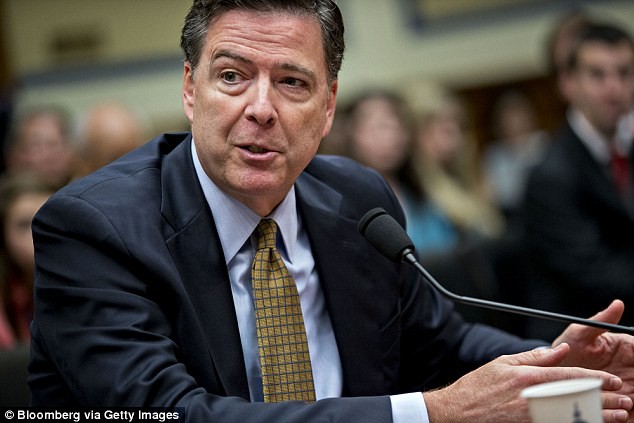 Giám đốc FBI James Comey