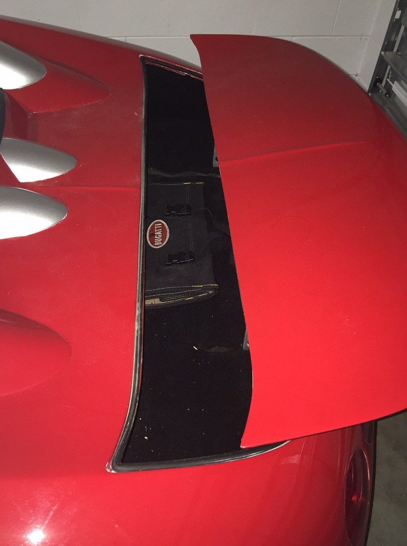 Bugatti Veyron nhái như thật giá 75.000 USD ảnh 5